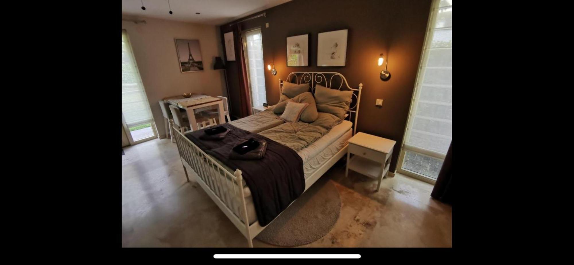 B&B Maison Saint Tropez Eindhoven Pokoj fotografie